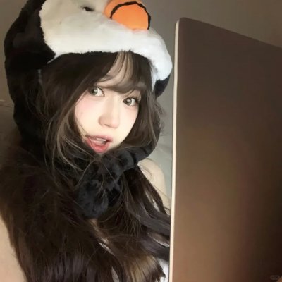 蒙面纱的男子